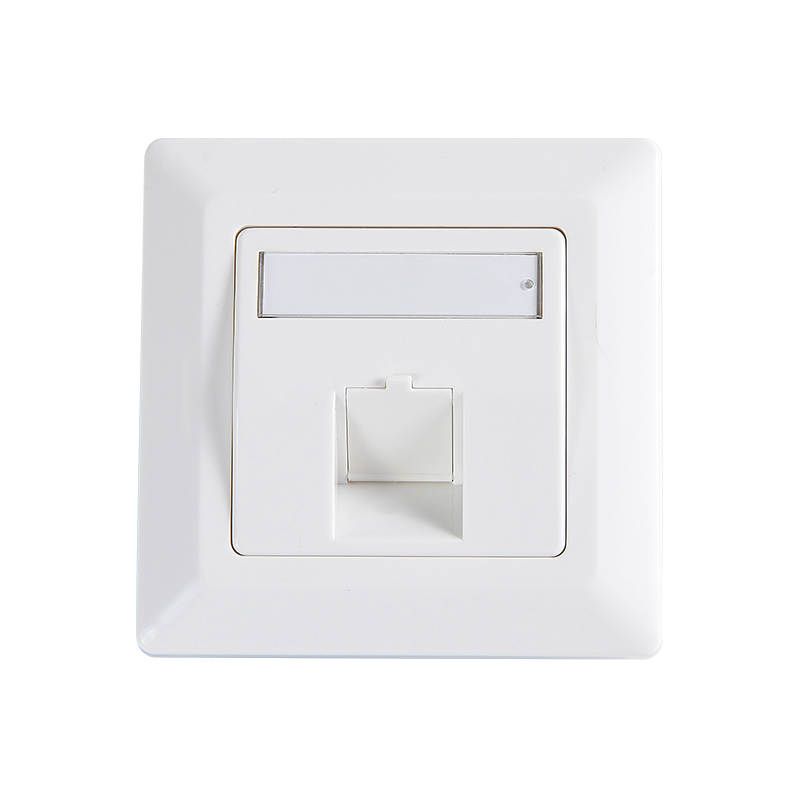 SMT-4308-80F-1x One Port Saksa viistetty etulevy