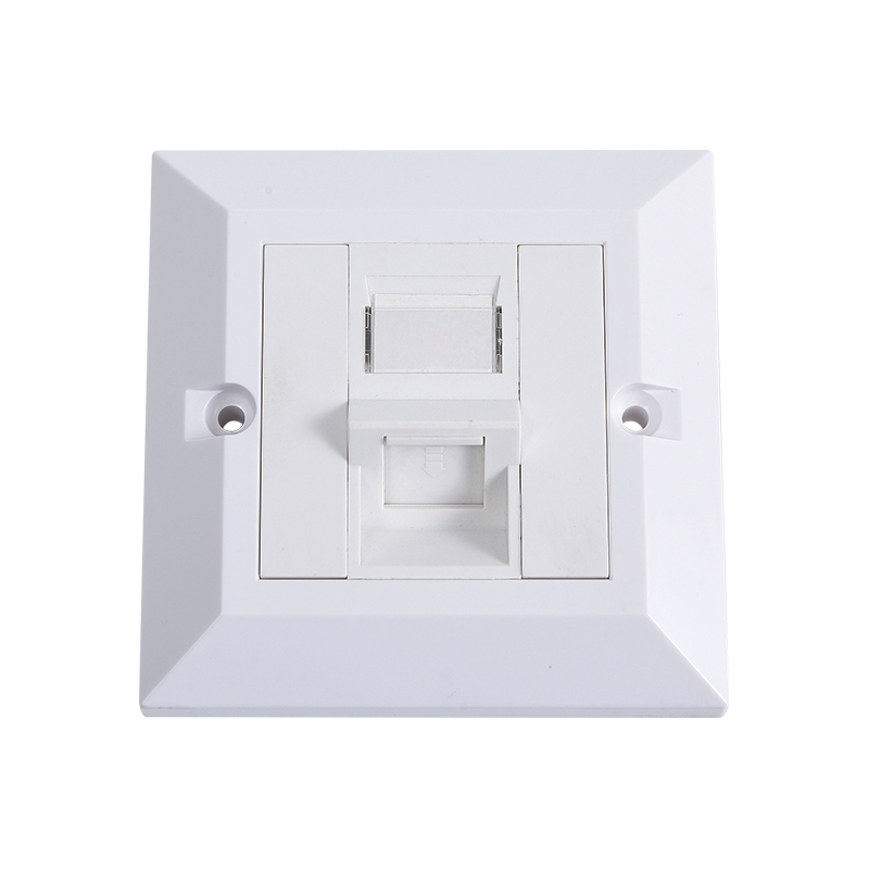 SMT-4306-86X-1X One Port Port Beveled Frame 45 ° Ison-Britannian tyyppinen etulevy